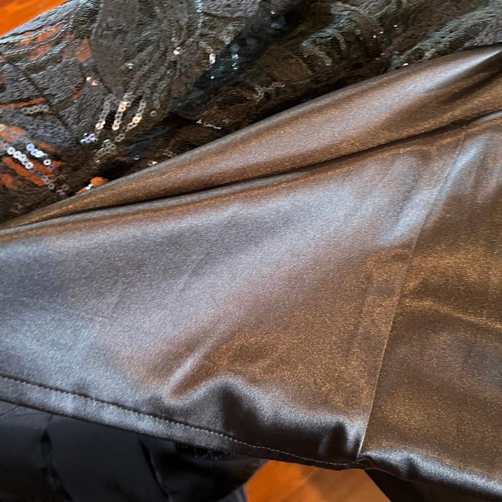 Tahari Navy Sequin Formal Mother of the Bride with silk shawl, Black Tie Size 2 - Picture 9 of 15